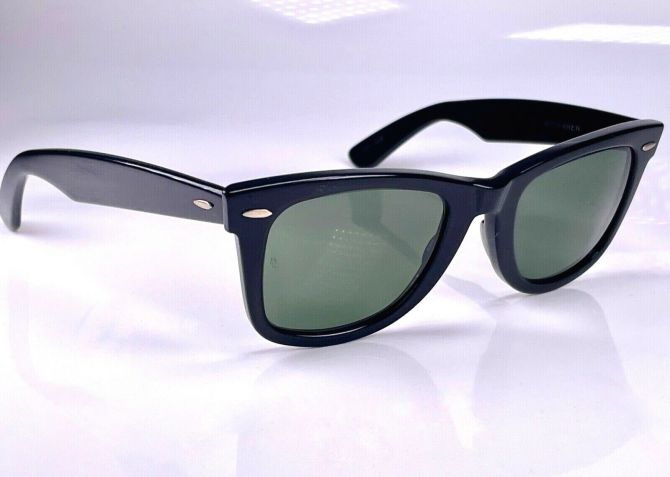 STYLECASTER | Where To Buy Vintage Online