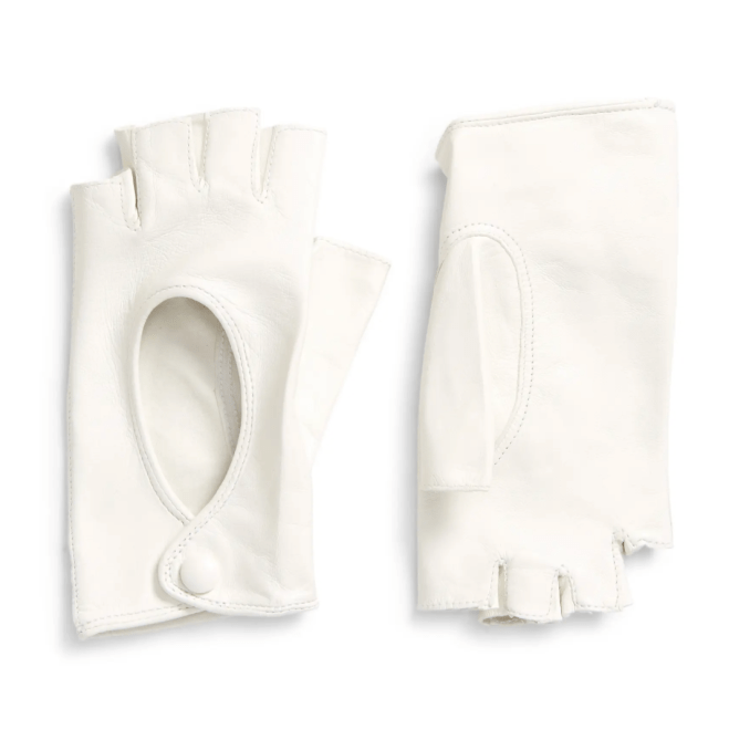 STYLECASTER | Emily in Paris Season 2 Outfits