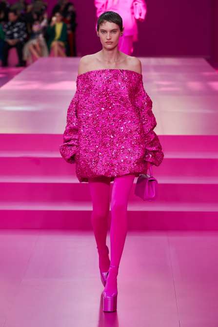 STYLECASTER | Monochrome Outfit Trend 