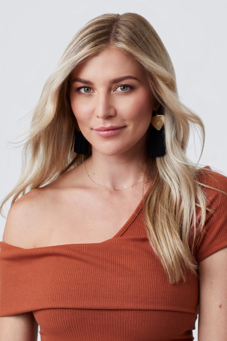 Shanae, "The Bachelor" 2022