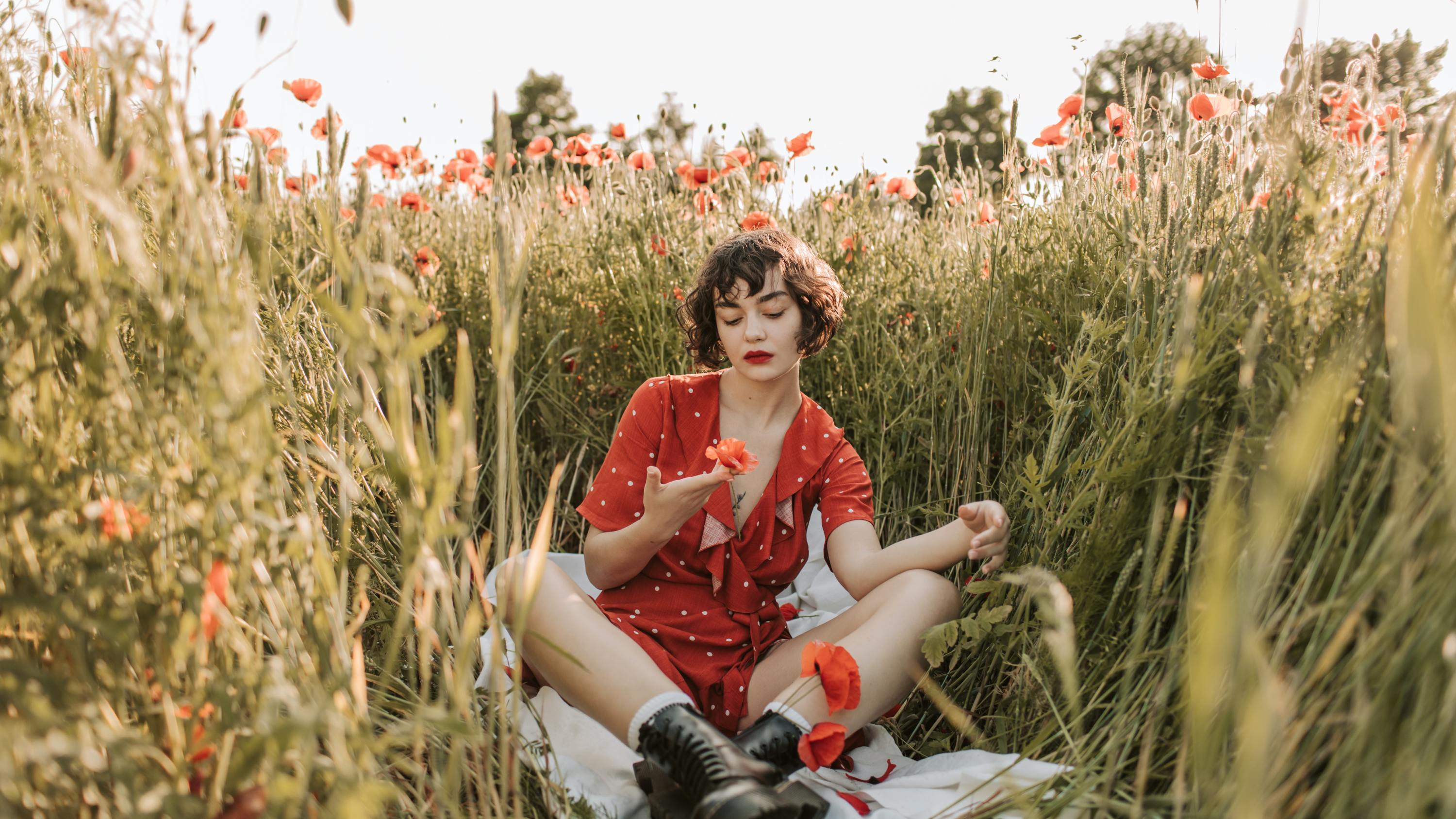 STYLECASTER | Midsummer Woman