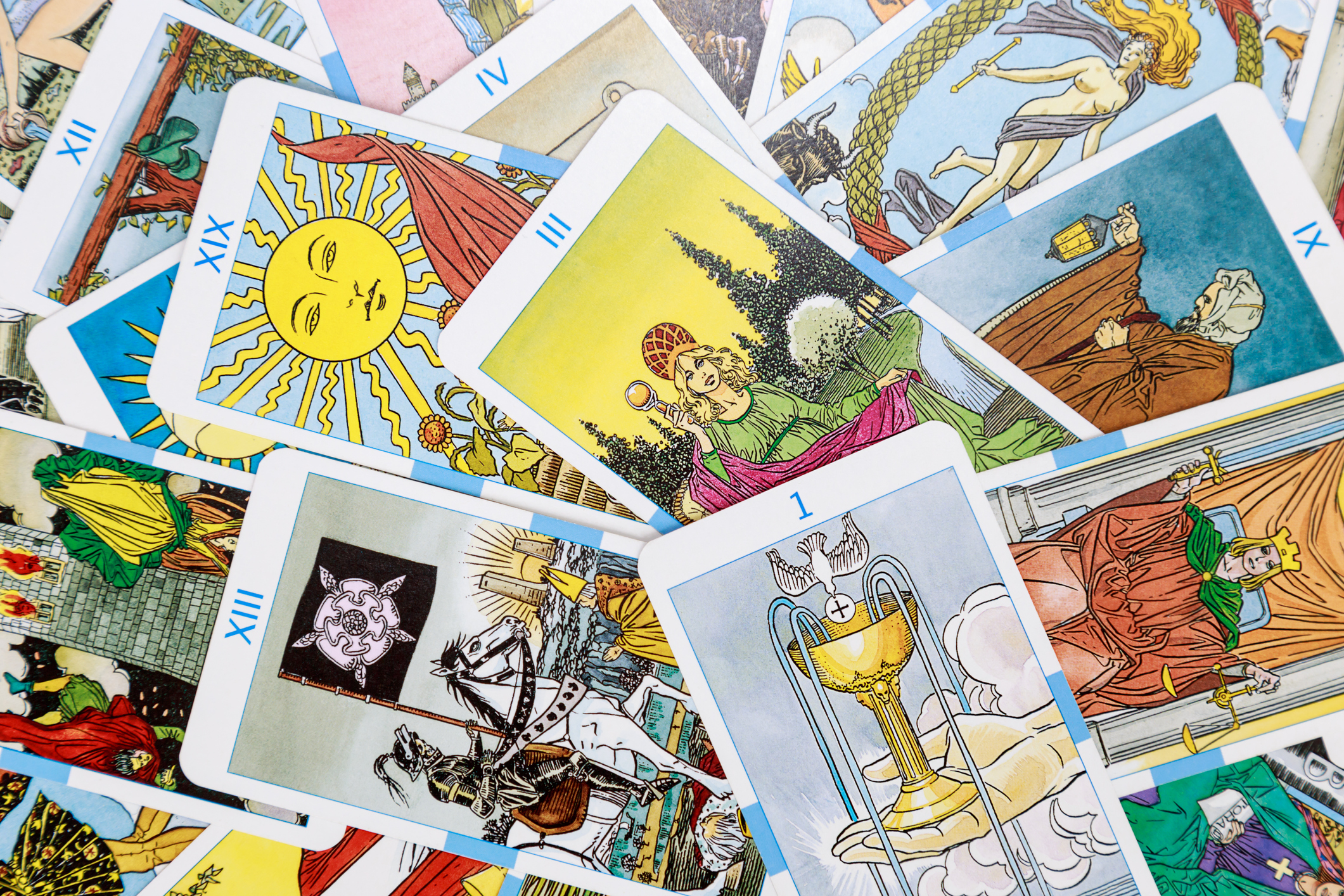 StyleCaster | Weekly Tarot Horoscope