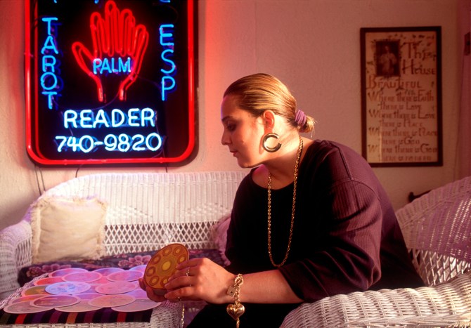 StyleCaster | Weekly Tarot Horoscope