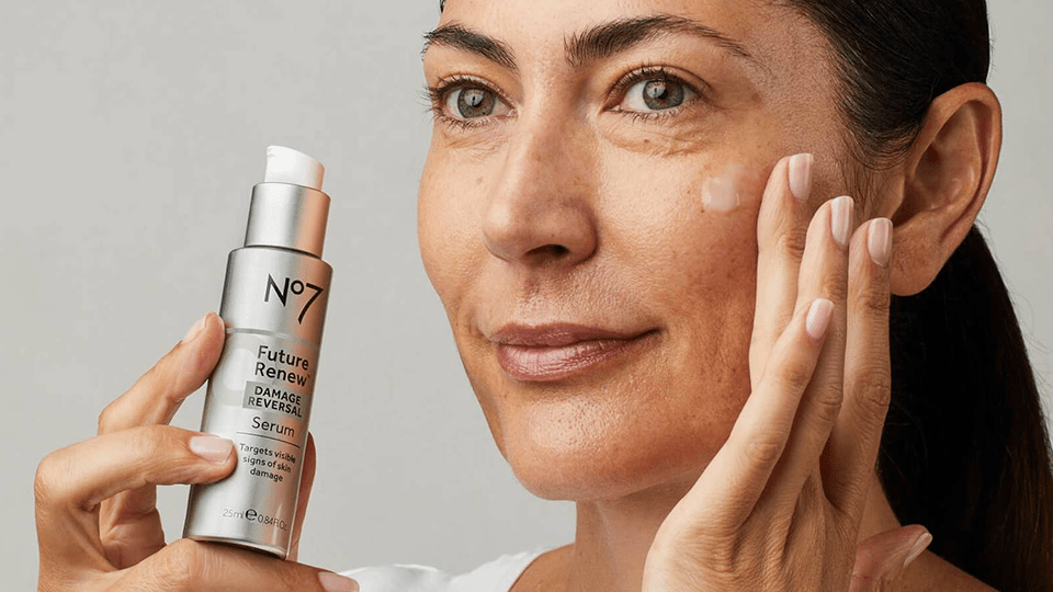 No7 Beauty Future Renew Damage Reversal Serum