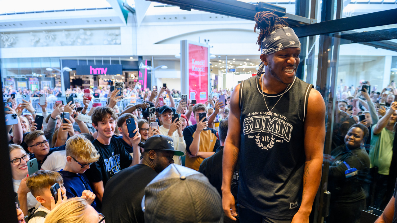 Olajide ‘JJ’ Olatunji (KSI) in Sidemen Group.