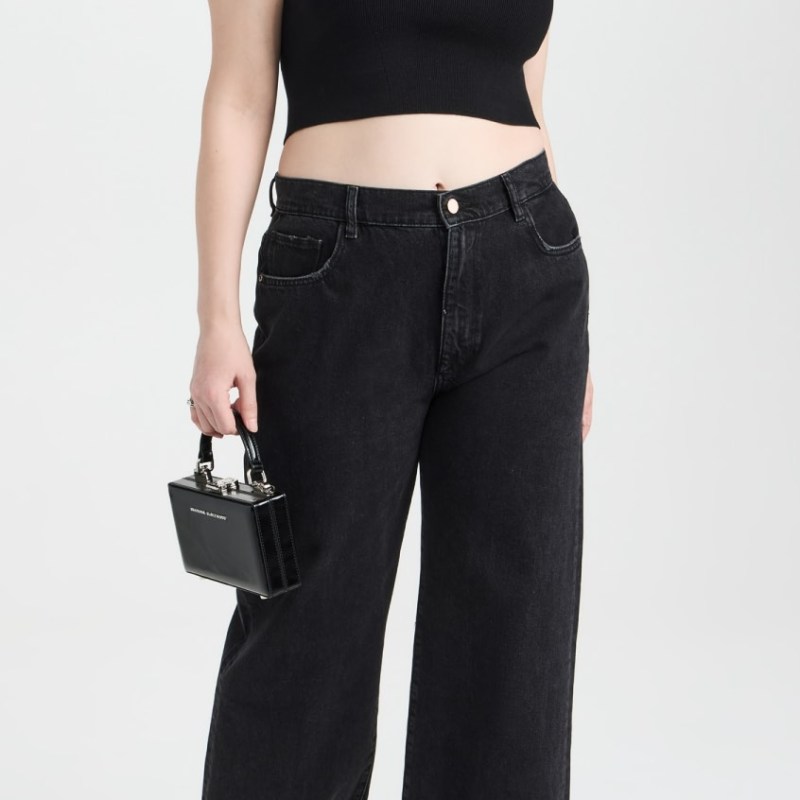 How to Buy Jeans: A 2025 Guide To Denim