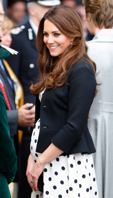 Kate Middleton Pregnant Photos, Princess of Wales Baby Bump Pictures