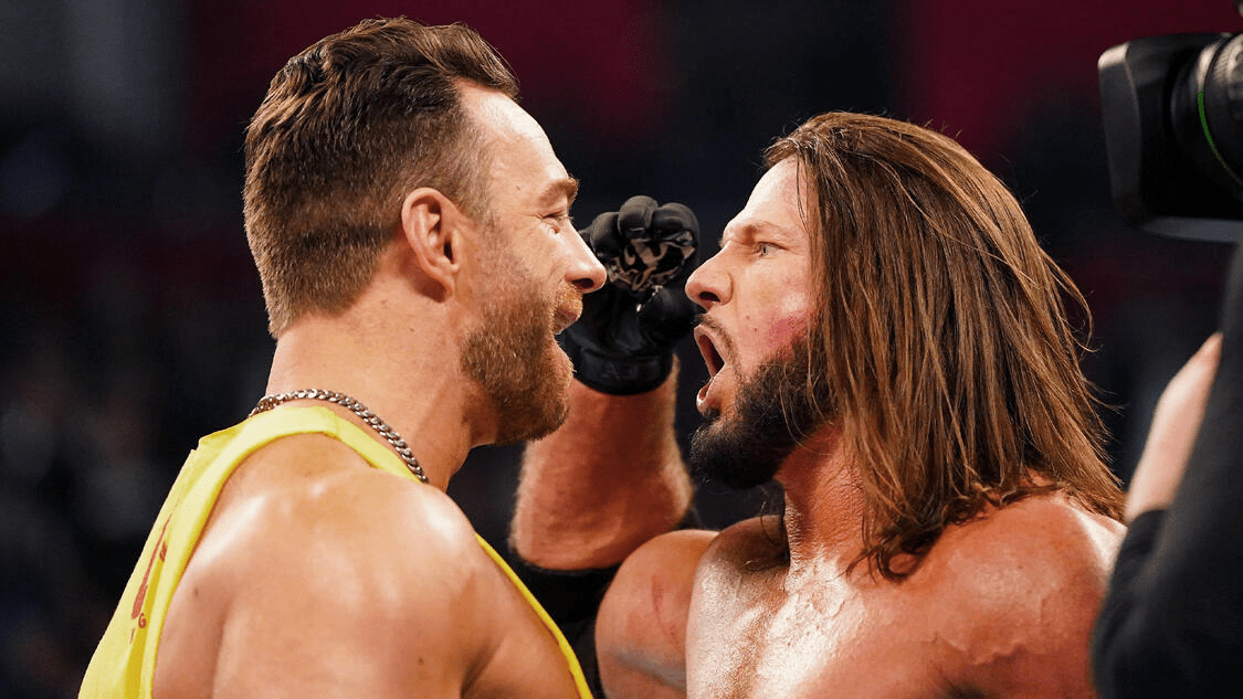 WWE SmackDown - LA Knight and AJ Styles