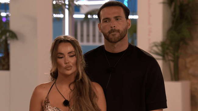 Are Ronnie and Harriet still together from Love Island UK Season 11?