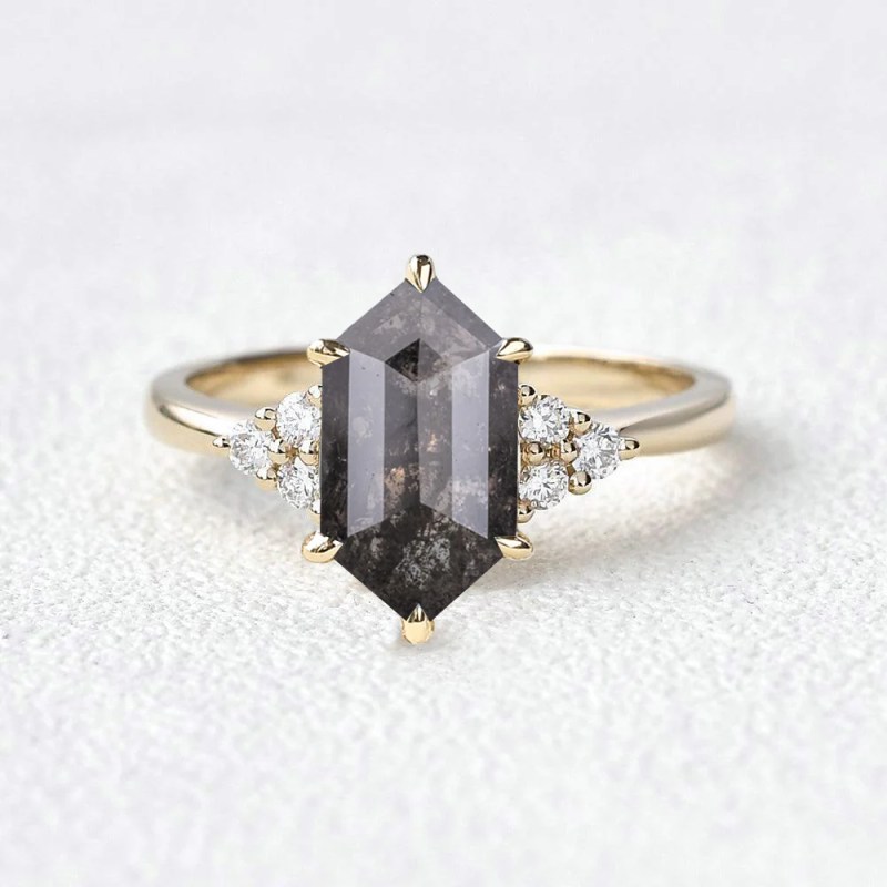 27 Black Wedding Rings Perfect for October Brides