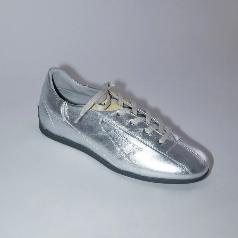 6 Sneaker Trends That Are Taking Over in 2025