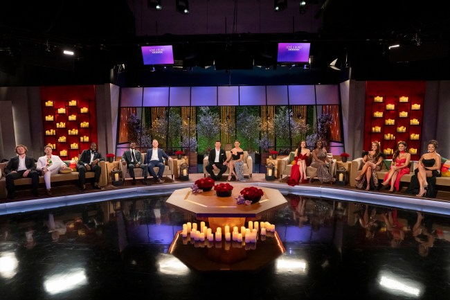 Johnny McIntyre, Jeramey Lutinski, Kenneth Gorham, Clay Gravesend, Jimmy Presnell, Nick Lachey, Vanessa Lachey, Amy Cortés, AD Smith, Chelsea Blackwell, Jessica Vestal, Brittany Mills at the season 6 reunion of Love is Blind.
