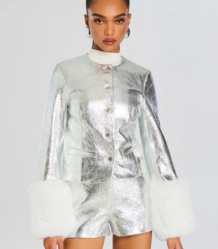 Retrofete Holiday Dresses: 6 Trends to Slay the Season