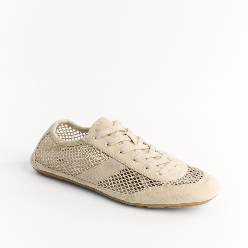 Kaia Gerber x Zara Spring 2025 Collection: Shop the Models Top Picks