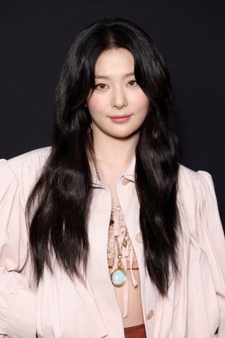 PARIS, FRANCE - MARCH 06: (EDITORIAL USE ONLY - For Non-Editorial use please seek approval from Fashion House) Kang Seul-gi attends the Chloe Womenswear Fall/Winter 2025-2026 show as part of Paris Fashion Week  at  on March 06, 2025 in Paris, France.