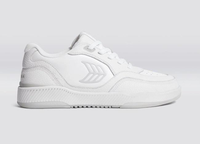 Cariuma UBA Sneaker in White/Ice