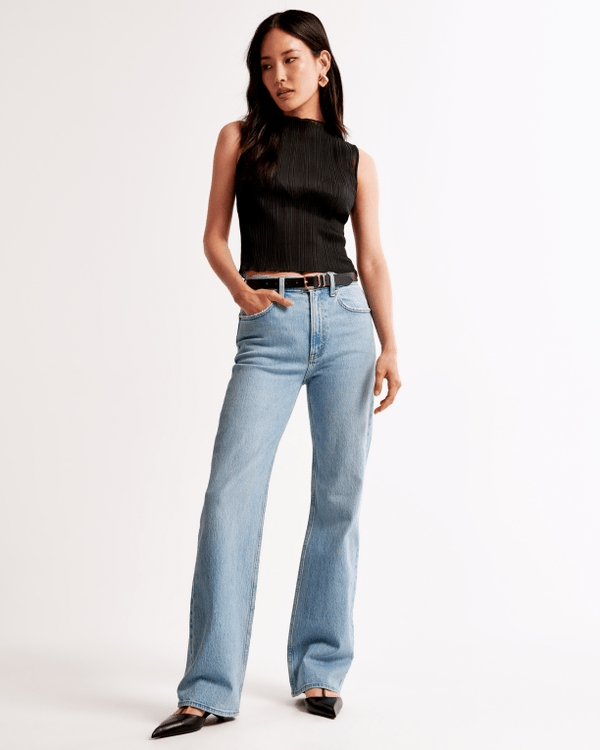 Abercrombie & Fitch High Rise 90s Relaxed Jean in a light to medium denim wash