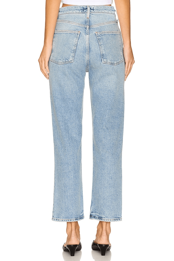 13 Best Butt-Lifting Jeans in 2026, From Stylists