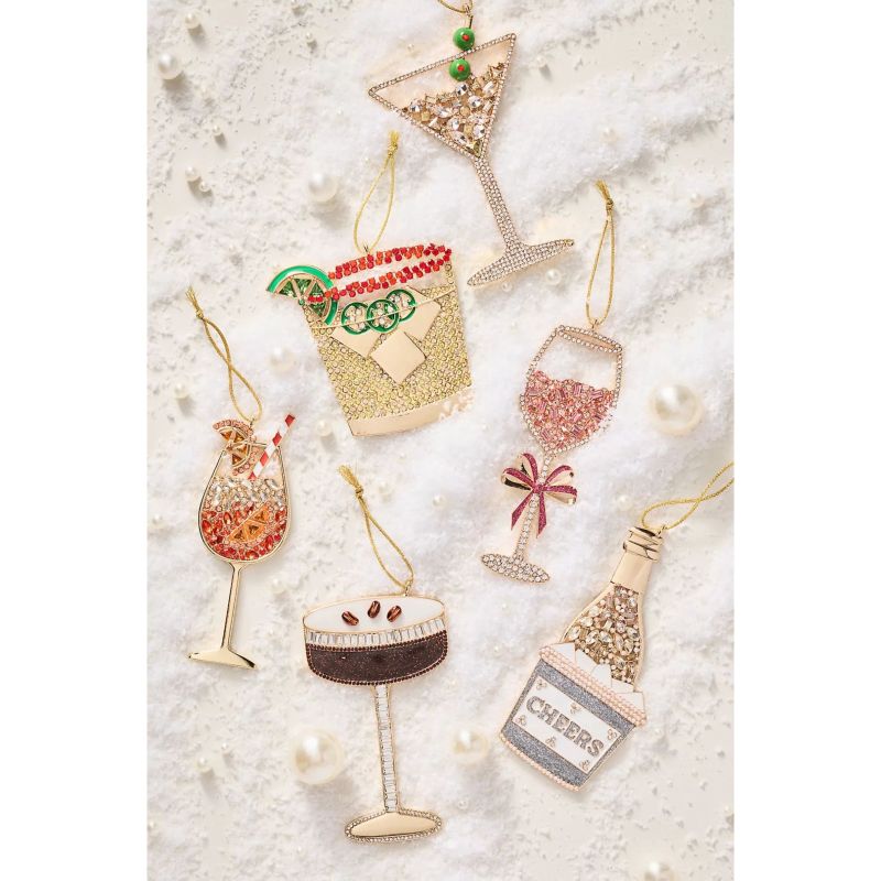 54 Best Secret Santa Gifts to Give in 2025