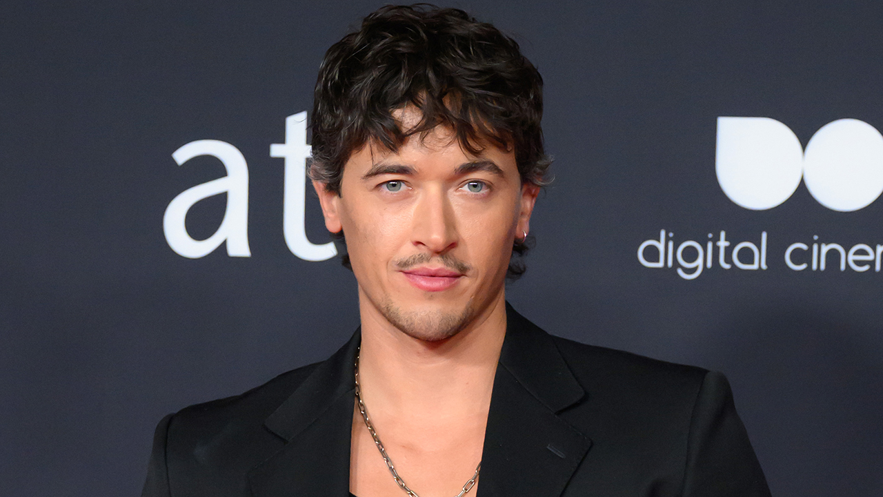 LONDON, ENGLAND - NOVEMBER 30: Tom Blyth attends The 28th British Independent Film Awards at The Roundhouse on November 30, 2025 in London, England.